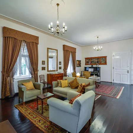 Guest house Pronay-kastely Alsopeteny