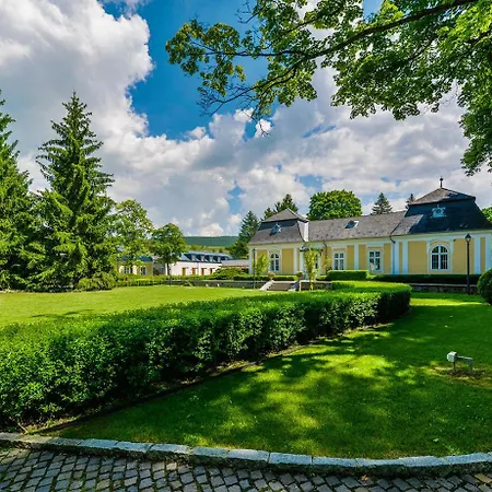 Guest house Pronay-kastely 3*