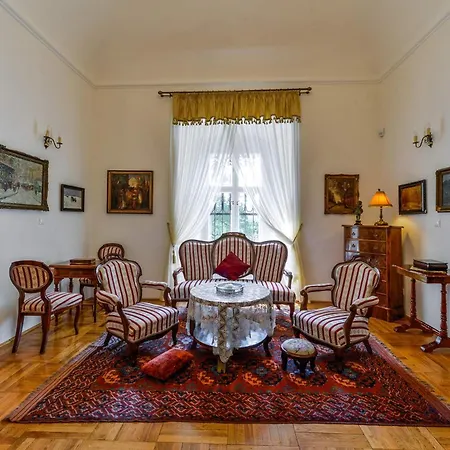 Pronay-kastely Guest house