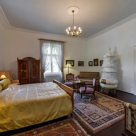 Pronay-kastely Guest house 4*